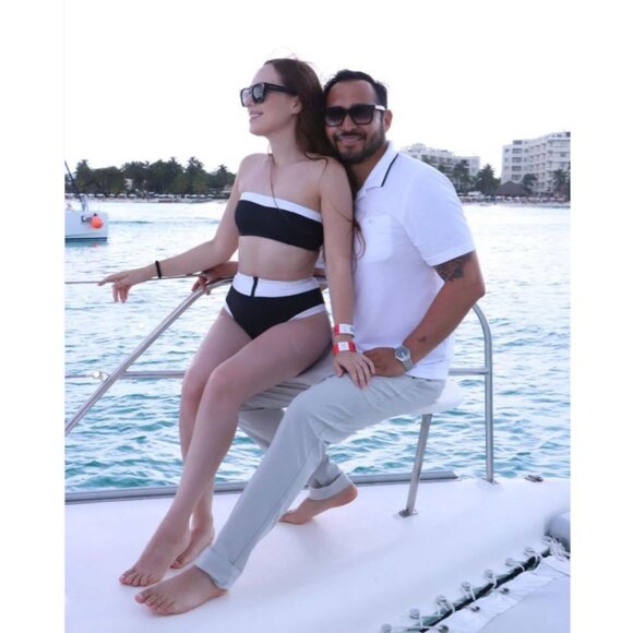 GIGI C Eddie Bikini Top in Black & White Colorblock XSmall Womens Swimsuit - Picture 13 of 16